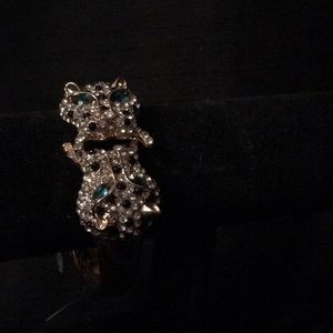 Gorgeous Leopard Head jeweled bracelet